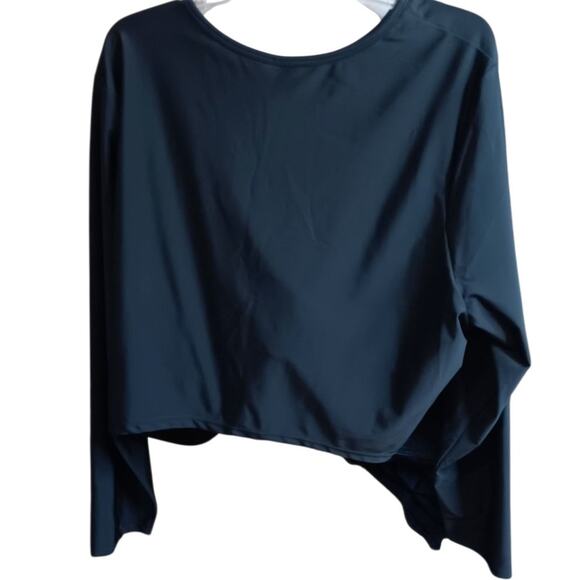 NEW OLD NAVY Cropped Rashguard Swim Top w/Bra Cups UPF SPF 50 Plus 4X Vacation - Picture 2 of 7